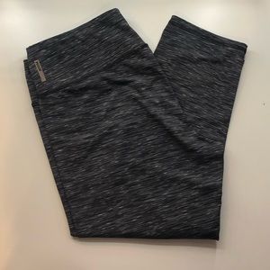 Women’s workout leggings